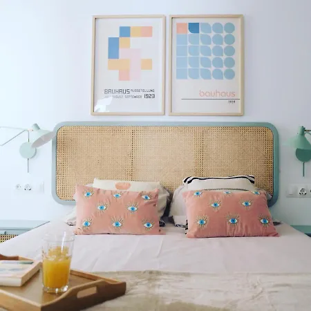 Bright And Modern In Center 아파트 *