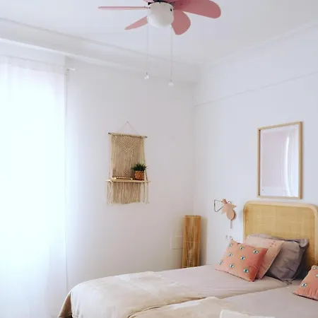 Apartamento Bright And Modern In Center