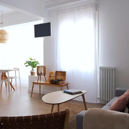 Bright And Modern In Center * Більбао