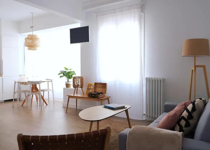 Bright And Modern In Center * Більбао